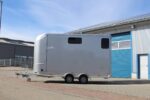 ANKA STALLION Anhänger + Wohnbereich (Home Car) – 2 Pferde, Köpfe zum Heck – Bild 9