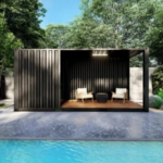 Poolhaus aus Container mit offener Terrasse und abgeschlossenem Technikraum