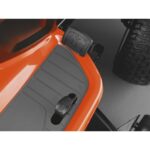 Aufsitzmäher Husqvarna TC138L – Bild 2