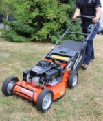 Rasenmäher mit Radantrieb Kubota W821PRO – Bild 3